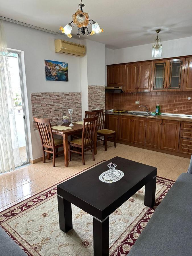 Cozy Apartment In The City Center Shkoder Exterior photo
